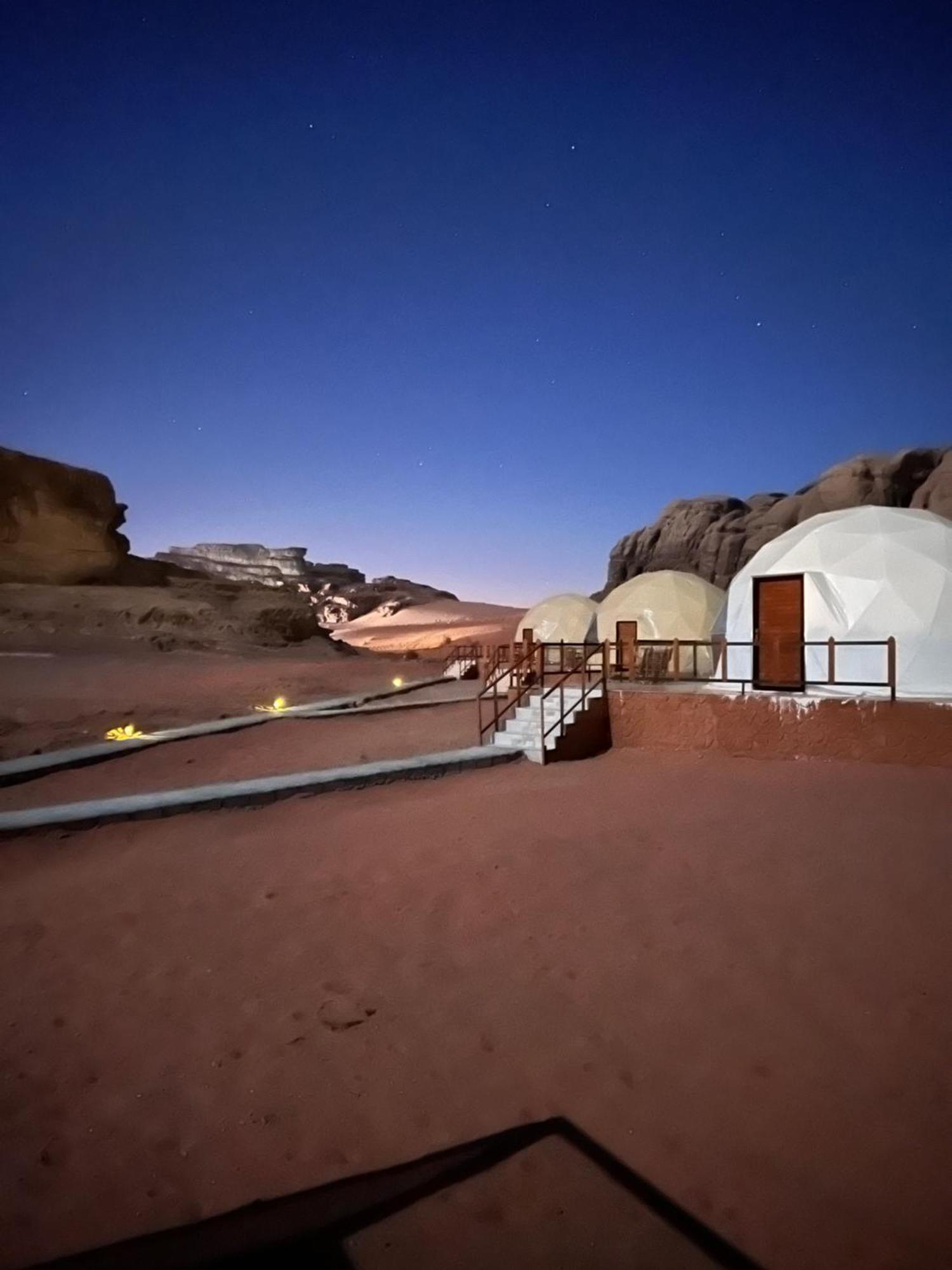 Orbit Camp Hotel Wadi Rum Ngoại thất bức ảnh